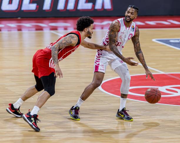 摩纳哥接近 摩纳哥接近