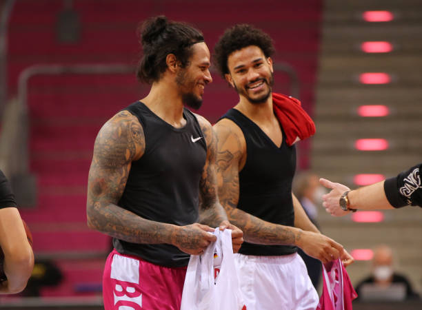 最近在一次 最近在一次