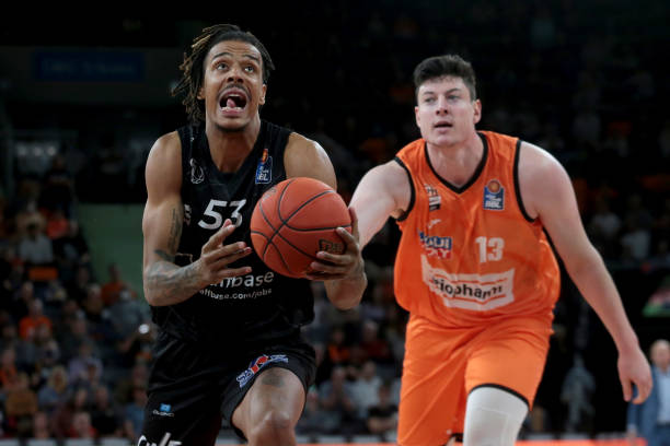 超事实查证 超事实查证