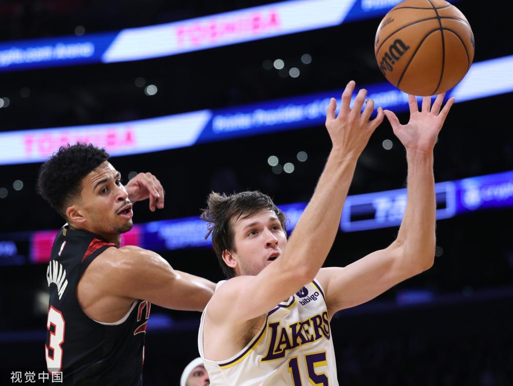 用热血燃烧 用热血燃烧