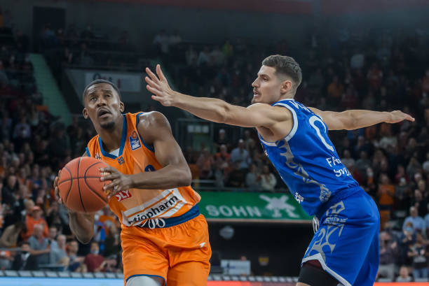 连续两个赛 连续两个赛